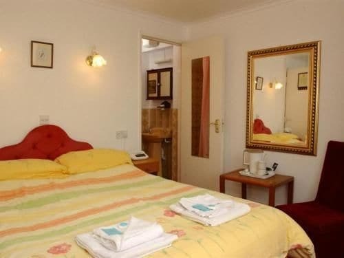 Sunnymeade Apartment West Down Екстериор снимка