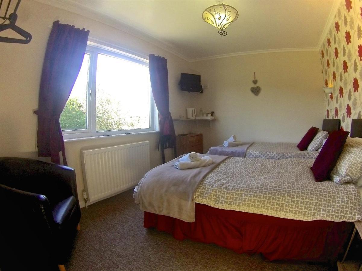 Sunnymeade Apartment West Down Екстериор снимка