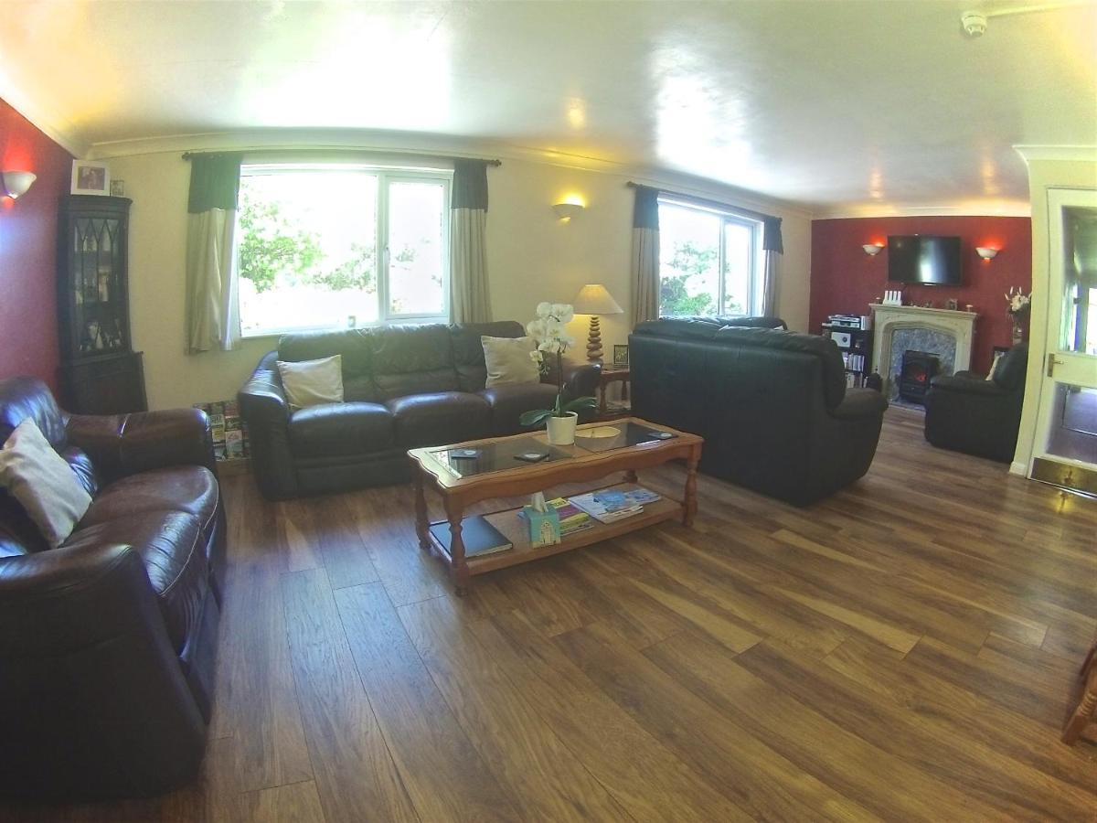 Sunnymeade Apartment West Down Екстериор снимка
